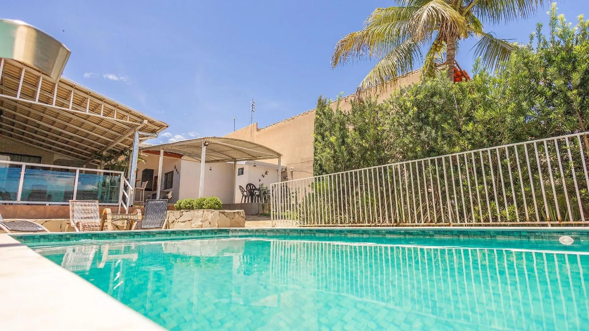 Casa 4 Quartos C/ Varanda Gourmet E Piscina كلدس نوفاس بيت للعطل